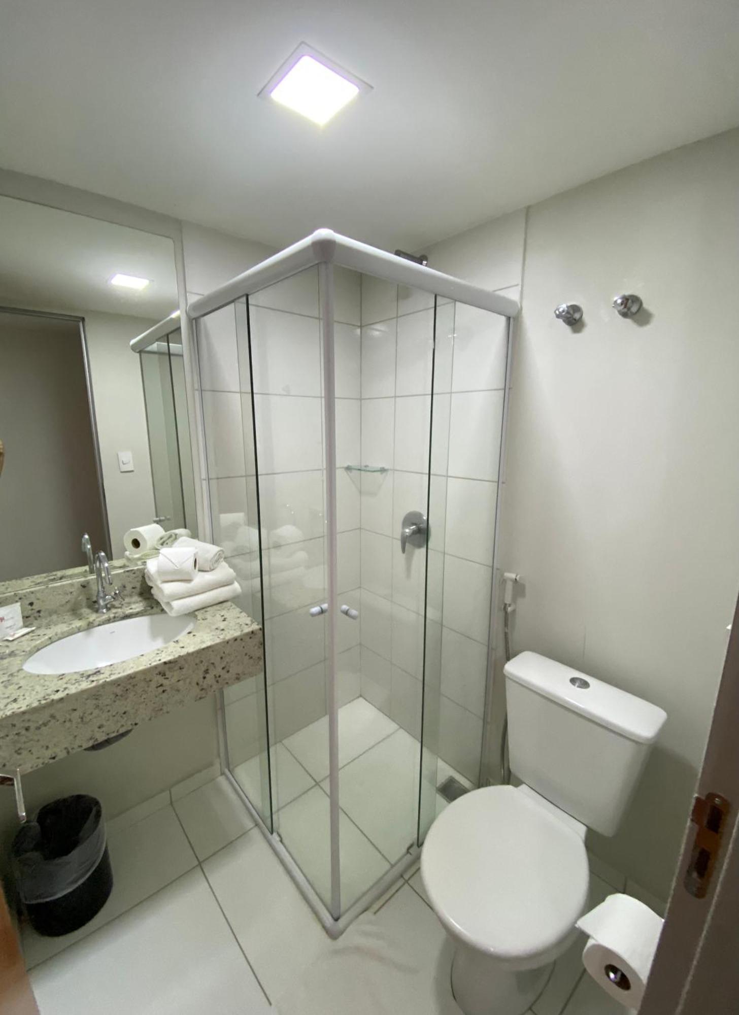 It'S Hotel Caratinga Bagian luar foto