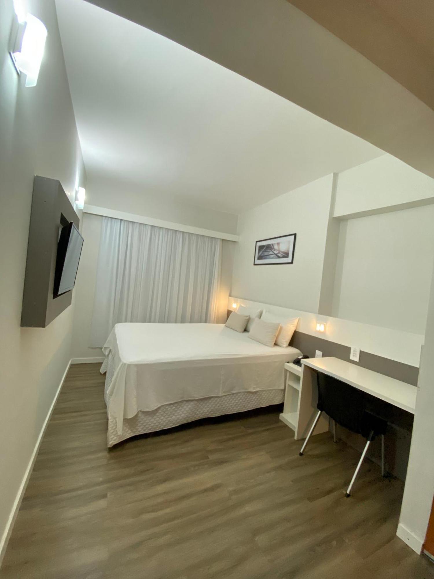 It'S Hotel Caratinga Bagian luar foto